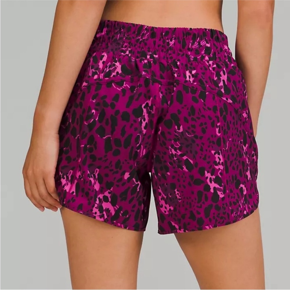 Lululemon Track That Mid-Rise Lined
Short 5"Cheetah Camo Magenta Purple Multi S2 - Picture 2 of 9